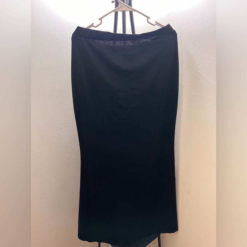SHEIN CURVE NW/OT Elegant Black Skirt